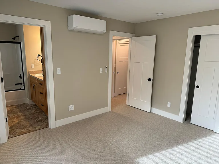 The spacious rear on suite.