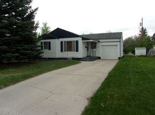 2028 Peake Ave, Cody, WY 82414