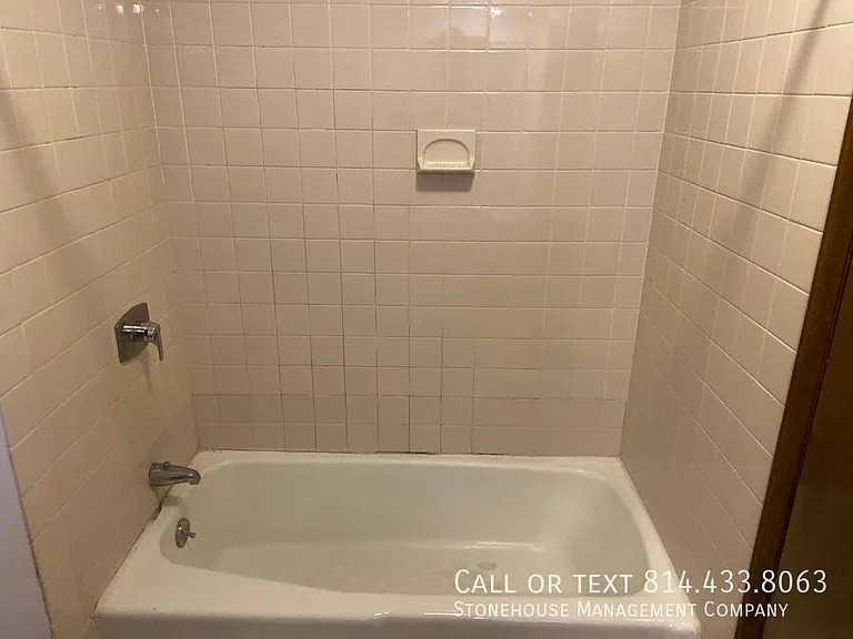 446 W 10th St #5 — Photo 14