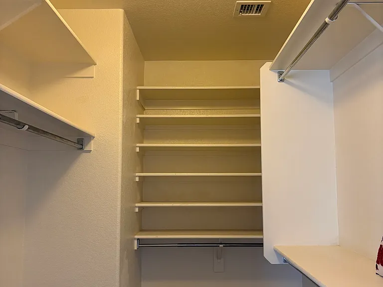 Master Bedroom Suite Walk-in Closet