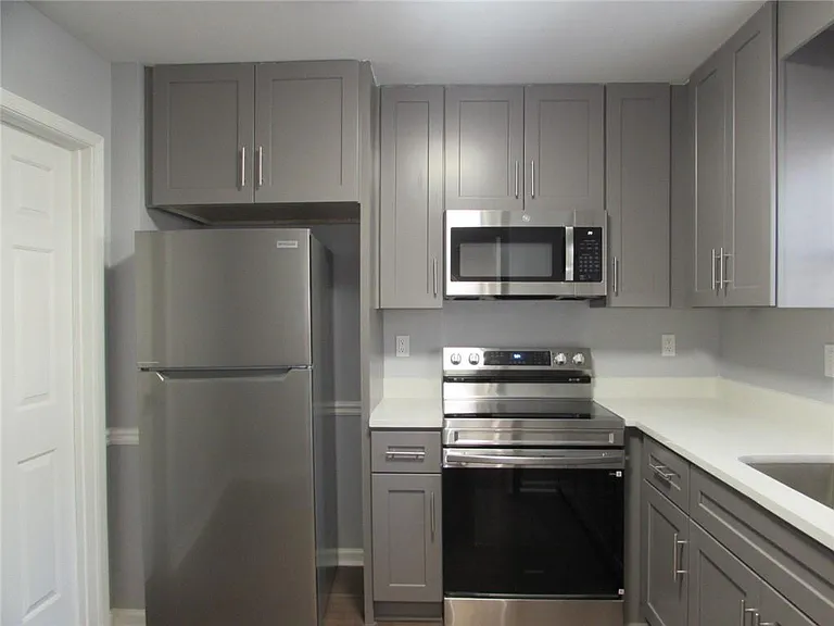 1716 Twin Brooks Dr — Photo 6