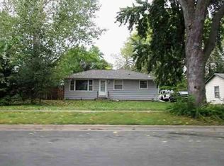 812 Tyler St, Hastings, MN 55033