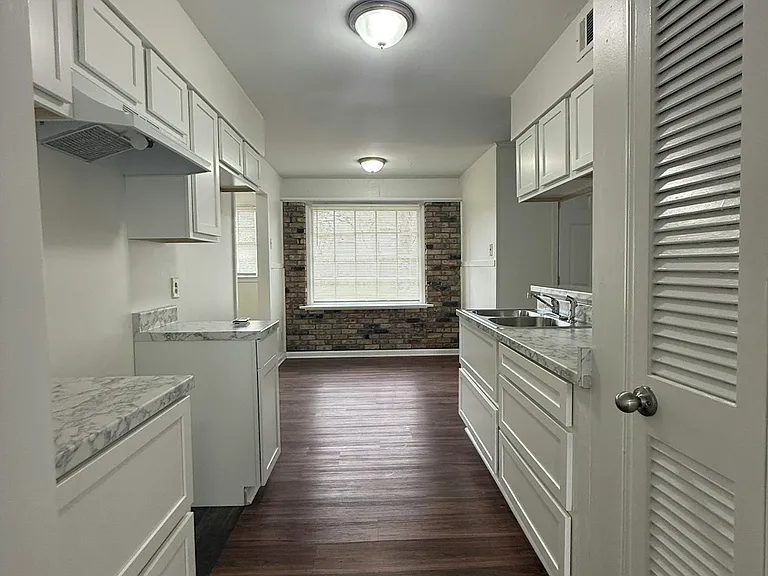 5512 Cottonwood Rd — Photo 3