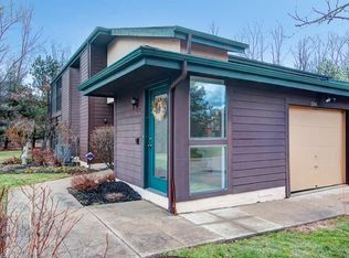 208 Teal Trce, Mayfield Heights, OH 44124