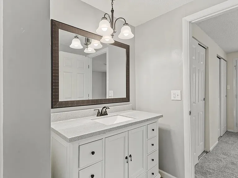 968 Greenwood Trl W — Photo 15
