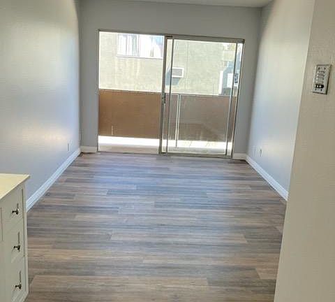 3rd image of 920 N Stanley Ave #206