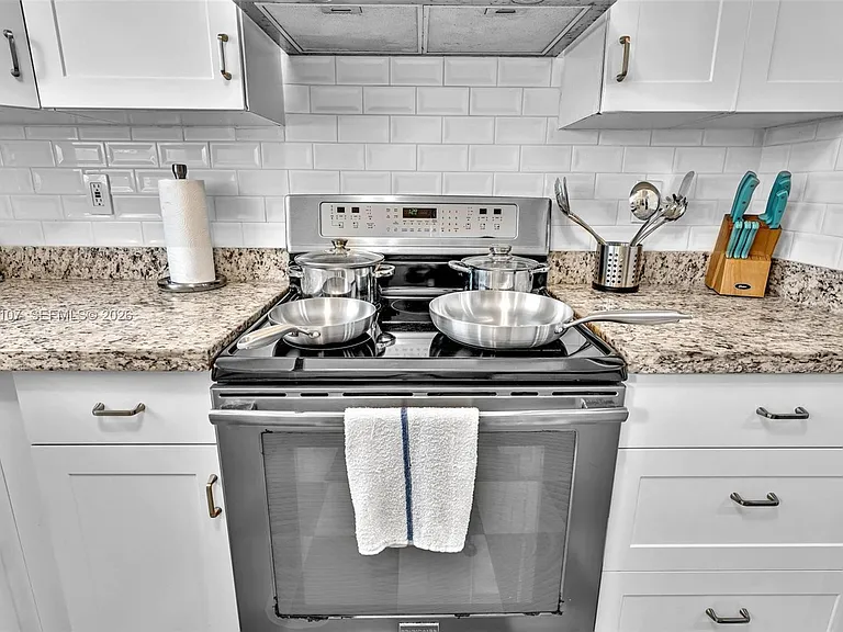 10002 E Bay Harbor Dr #2 — Photo 10