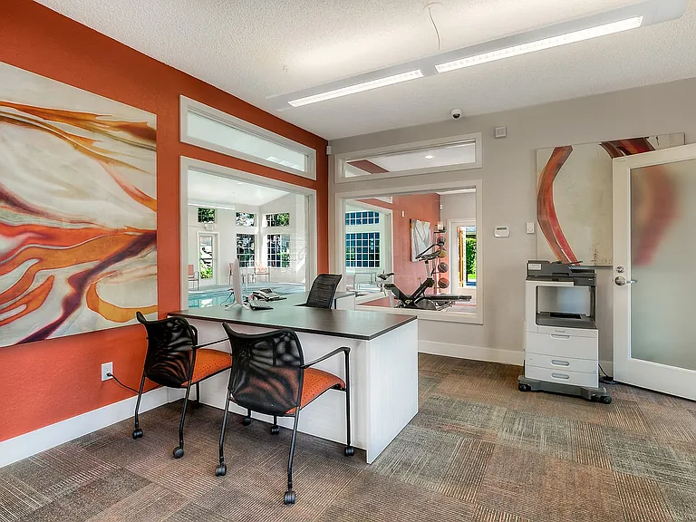 Leasing Office