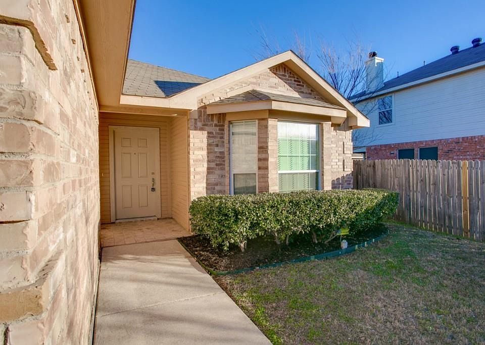 1st image of 10708 Braemoor Dr