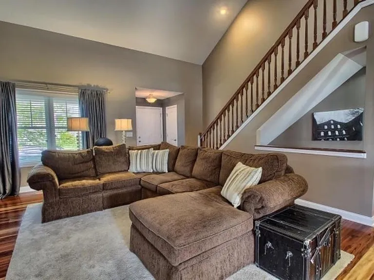 8854 Emerald Hill Dr — Photo 7