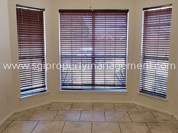 5th image of 3047 Bosswood Ct