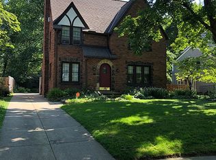 3535 Norwood Rd, Shaker Heights, OH 44122