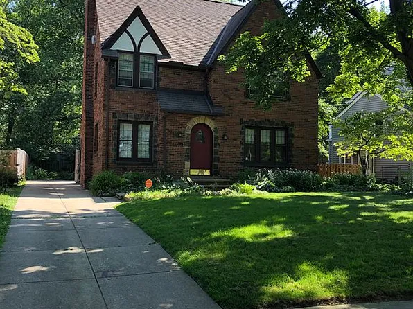 3535 Norwood Rd, Shaker Heights, OH 44122