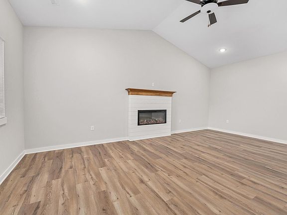 4th image of 12150 W Northstar St