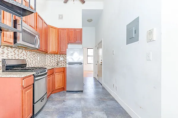 Rented by MySpaceNYC | media 3