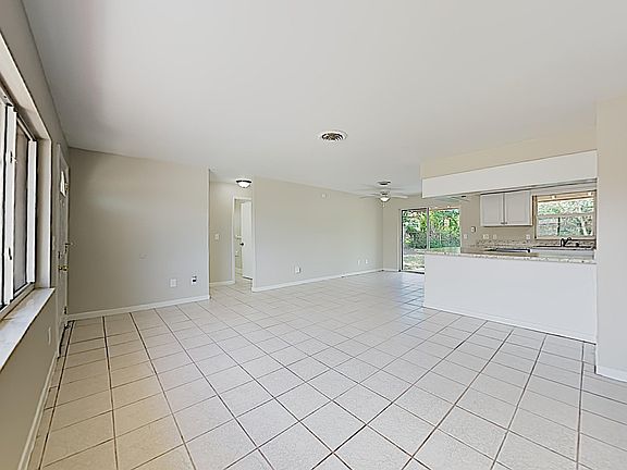 2nd image of 4760 Cocoanut Dr