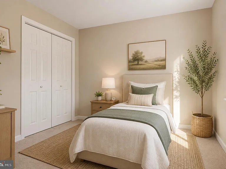 2704 Elberta Ln — Photo 11