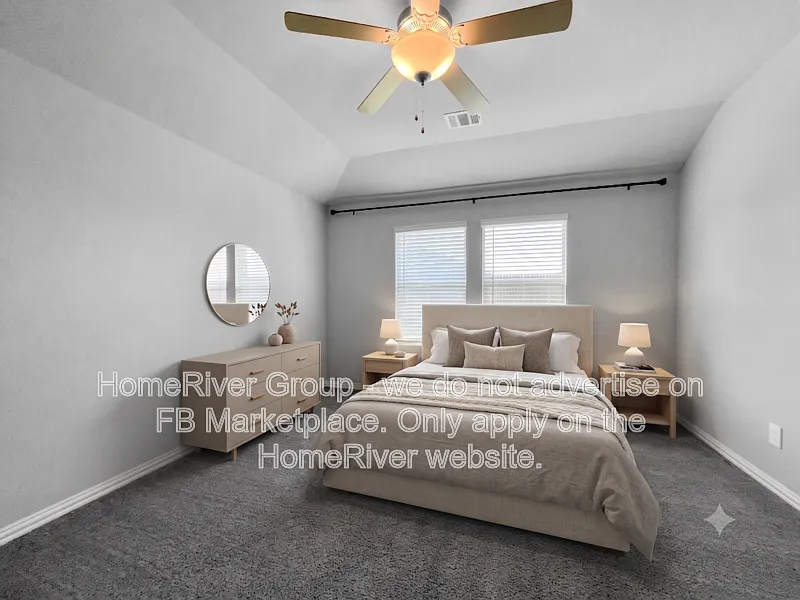 4 bed, 2.0 bath, 1731 sqft, $2,345 — Photo 4