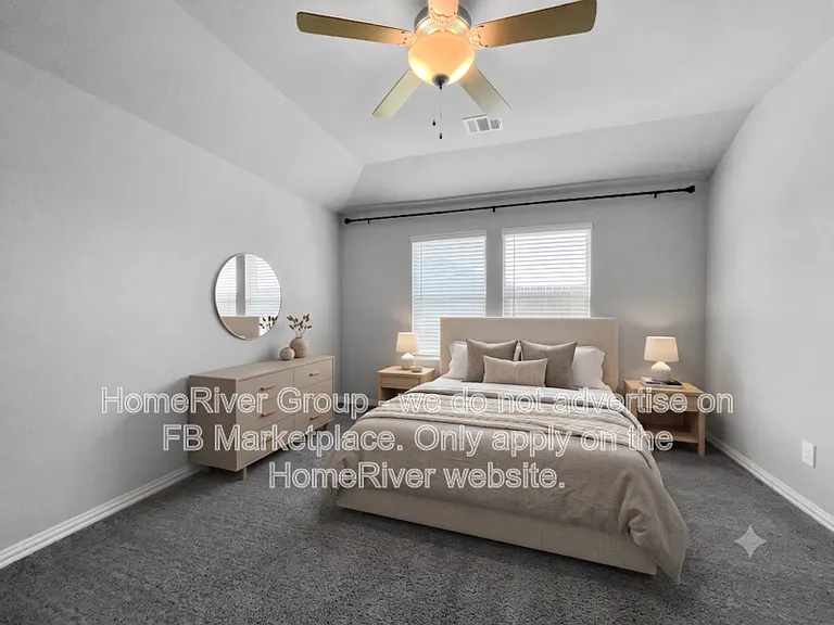 2385 Aspen Hill Dr — Photo 3