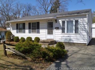 1104 Eastern Dr, Urbana, IL 61801