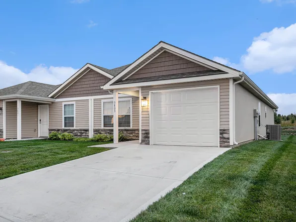 3813 NW 93rd St, Kansas City, MO 64154