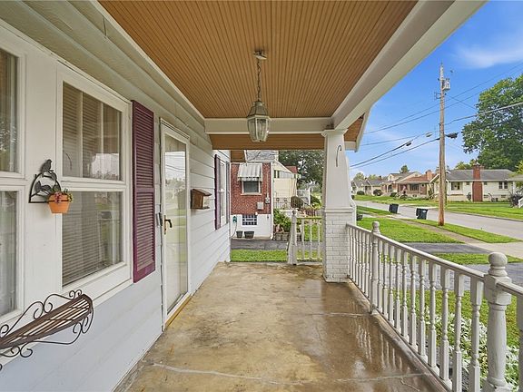 5th image of 4403 Clifford Rd