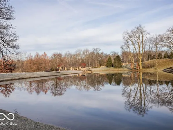 16 Lost Run Ln, Zionsville, IN 46077