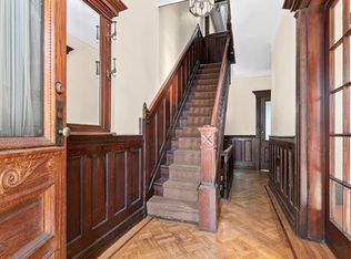 579 Eastern Pkwy, Brooklyn, NY 11216