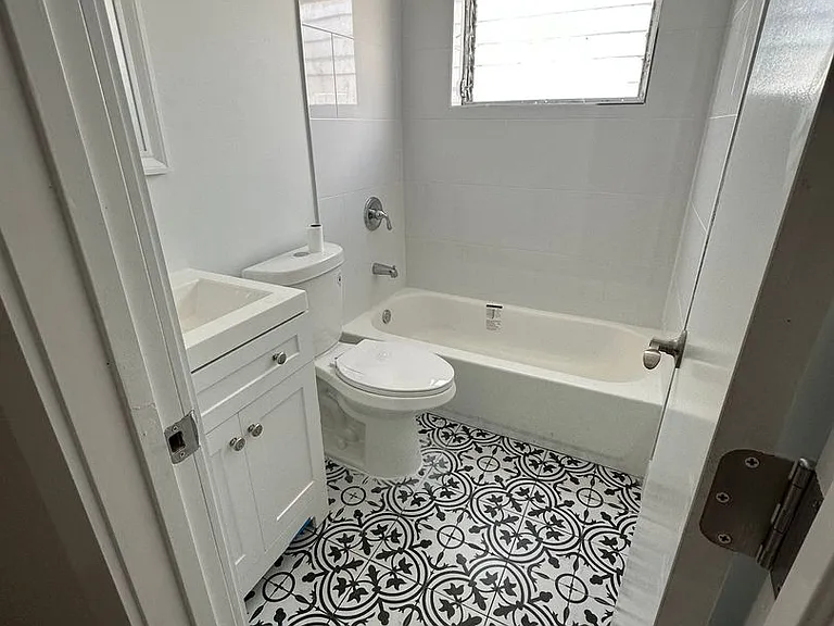 7351 Gary Ave — Photo 6