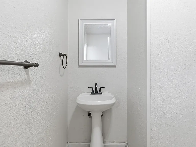 4813 Fred May St — Photo 24