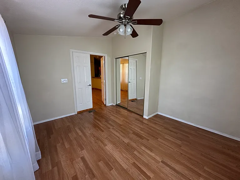 1888 Sarafina Dr — Photo 10