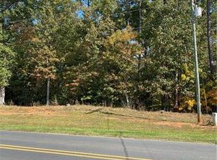 1316 Mollys Backbone Rd #2, Catawba, NC 28609