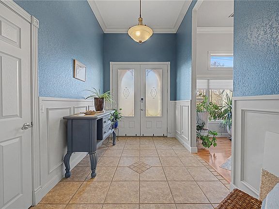 2nd image of 5 Daviot Ln