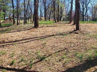 Hillcrest Dr, Staunton, VA 24401