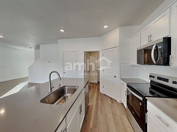 3rd image of 4757 85th Ave NE