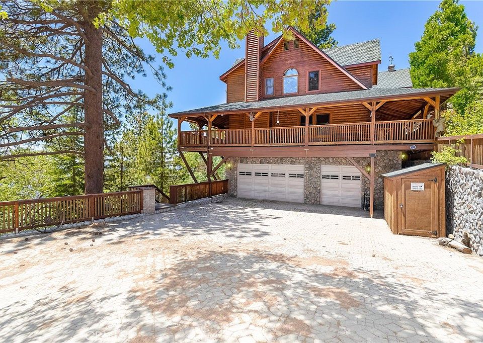 1st image of 1744 Nob Hill Dr