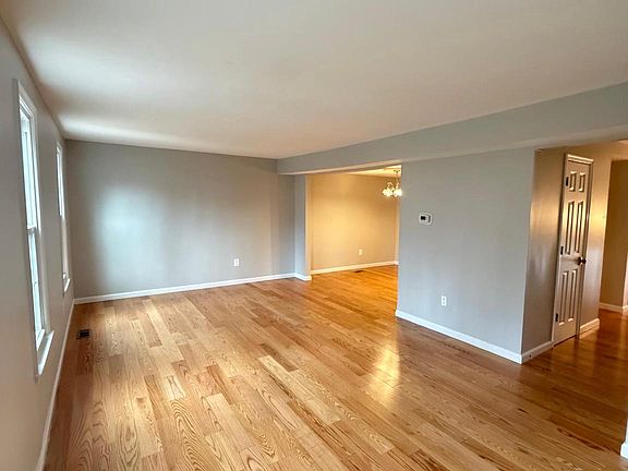 5th image of 12629 English Orchard Ct