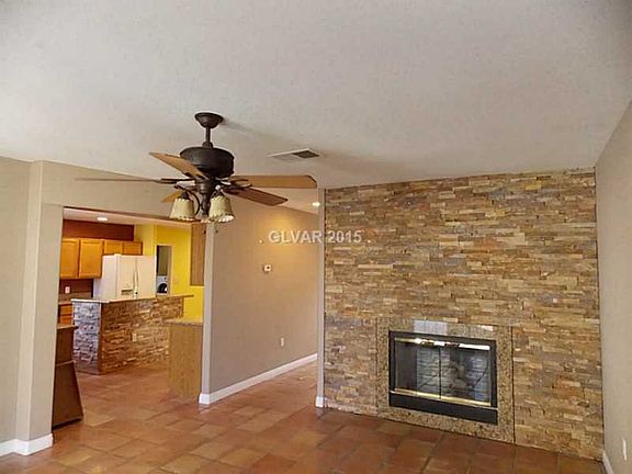 4th image of 1660 Bridle Dr