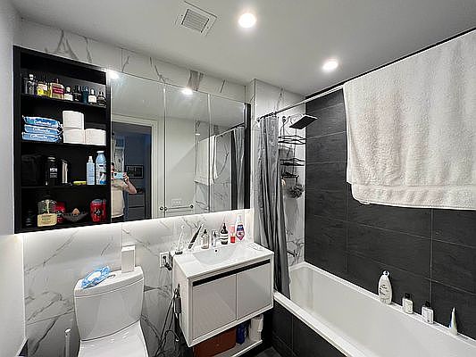 5th image of 559 4th Ave #202