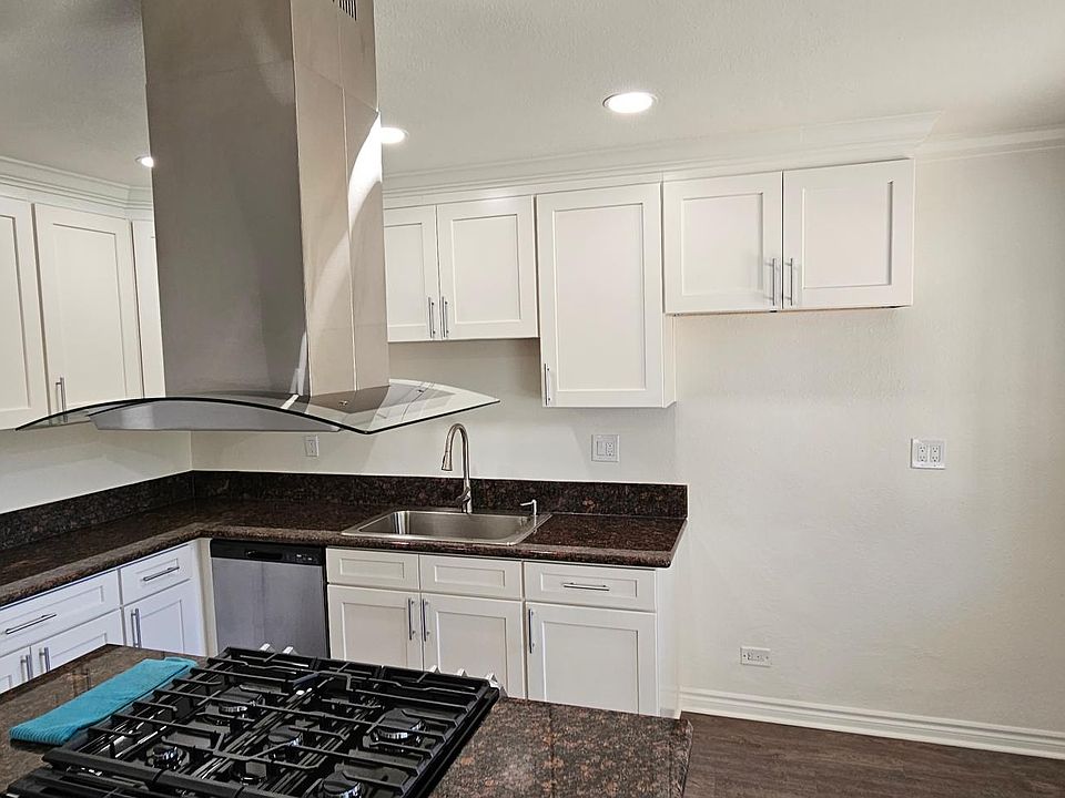 Monte Sereno Apartments 1800 Wallace Ave Costa Mesa CA Zillow