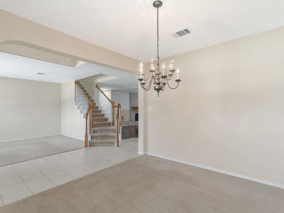 5th image of 207 Colby Ln