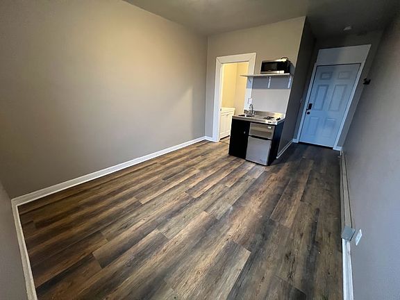 5th image of 511 N Main St #11123277