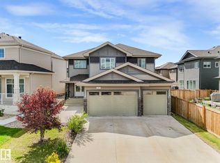 2421 Ashcraft Cres SW, Edmonton, AB T6W2M9
