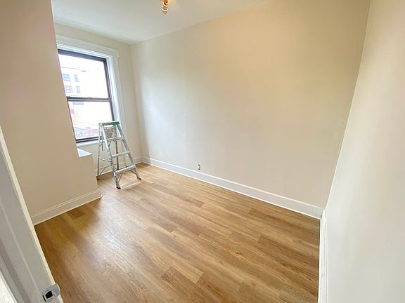 5th image of 32-11 31st Ave #3