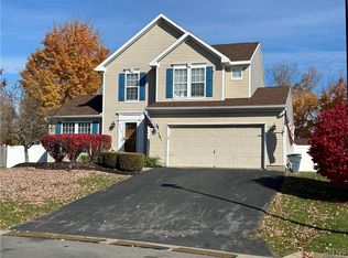 4909 Ernest Way, Clay, NY
