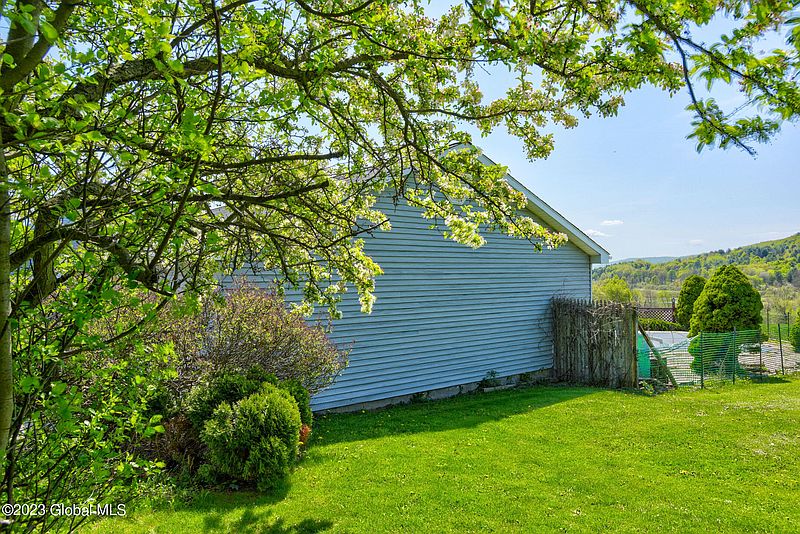 5th image of 263 Rosenberg Road