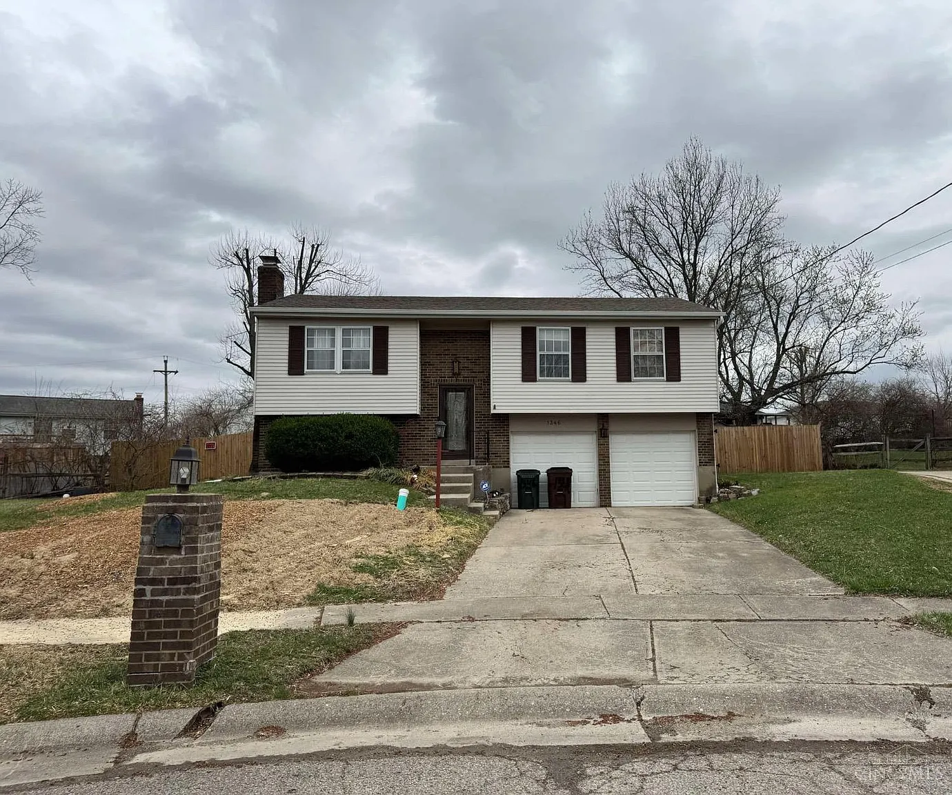 1346 Forester Dr photo 1