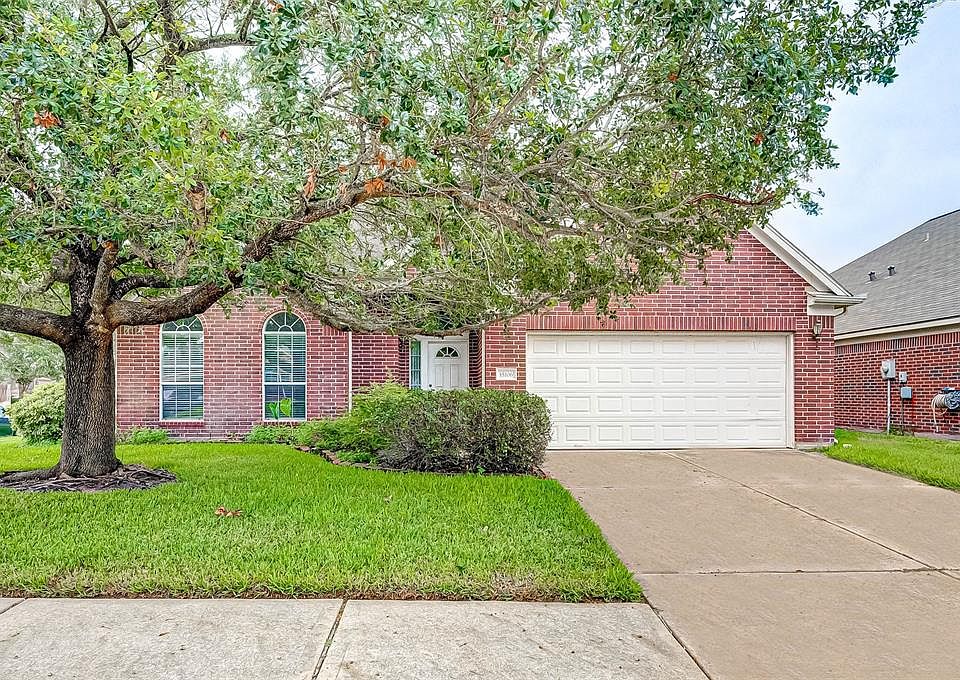 1st image of 15106 Magnoliabough Pl