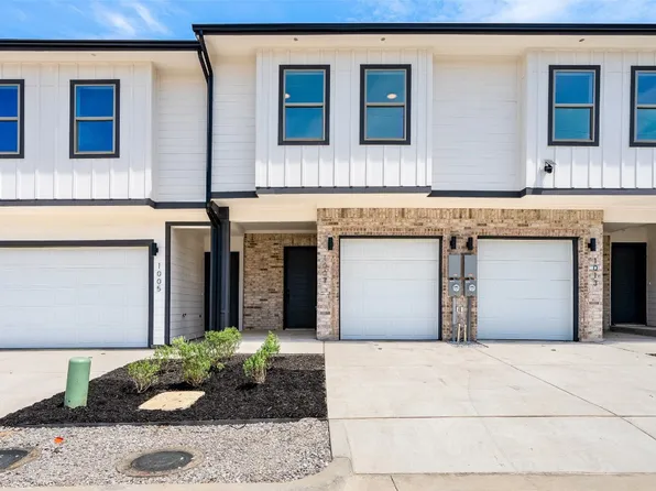 1009 17th St, Plano, TX 75074