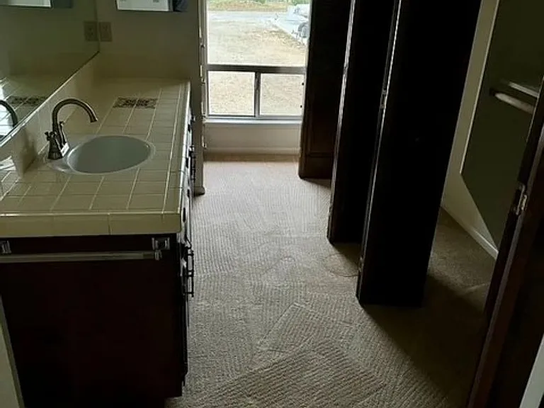 445 Crestmont Dr — Photo 14